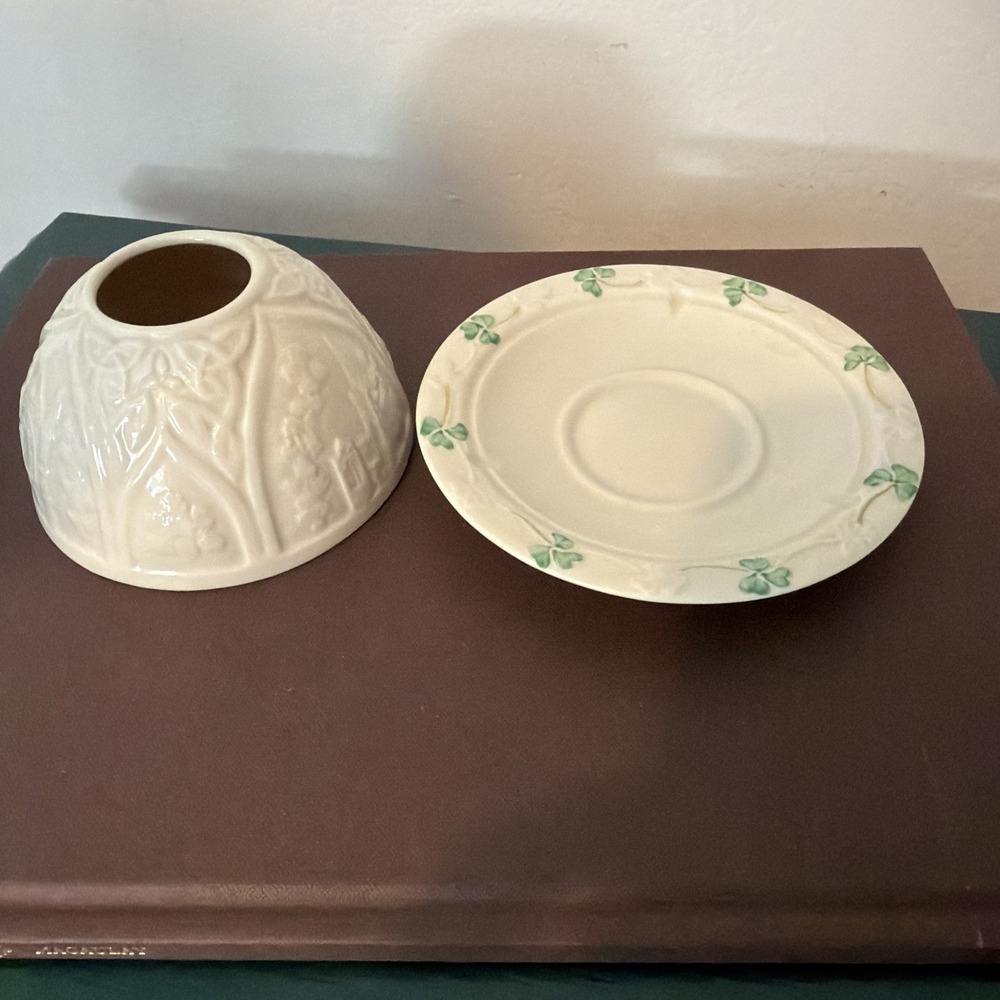 Belleek Vintage 2000 Porcelain Castles And Shamrocks Fairy Lamp Light Ireland - Picture 4 of 10